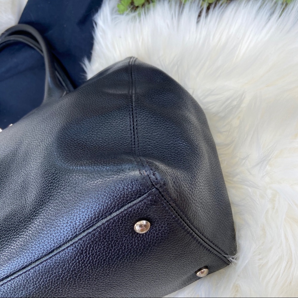 Chanel Caviar Black Leather Tote + Dustbag - Picture 10 of 15